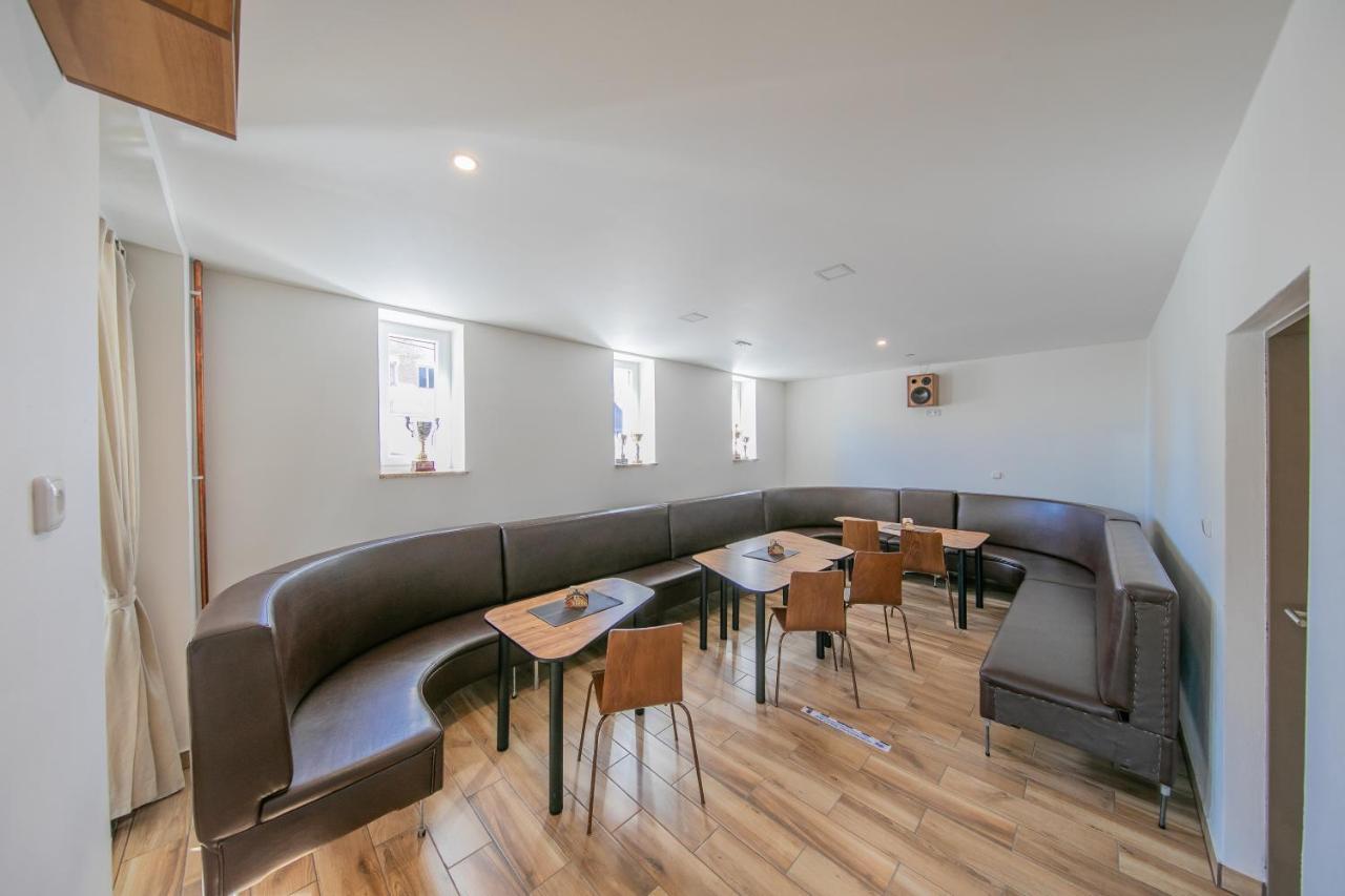 Na Rybnicku Bohutin Hotel Ngoại thất bức ảnh