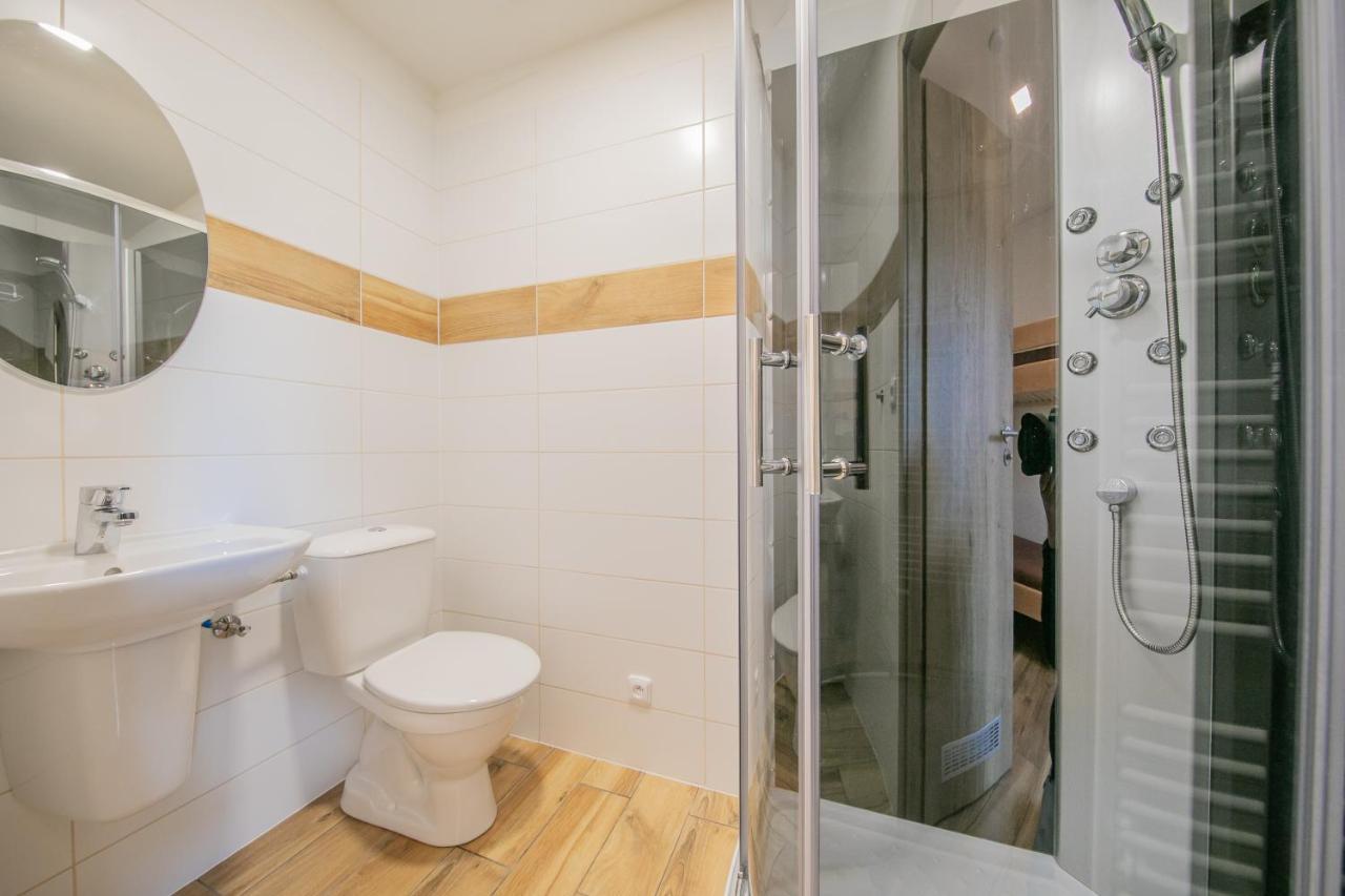 Na Rybnicku Bohutin Hotel Ngoại thất bức ảnh