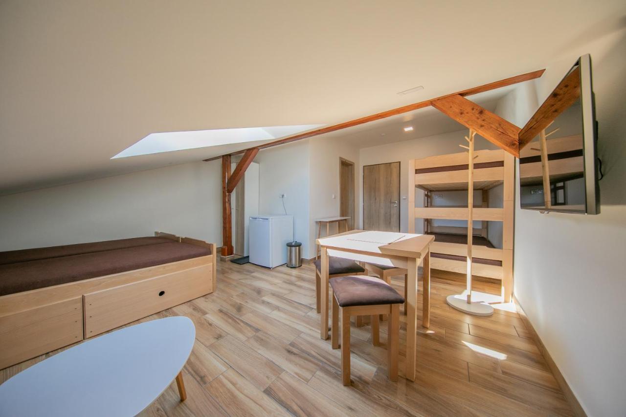 Na Rybnicku Bohutin Hotel Ngoại thất bức ảnh